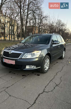 Універсал Skoda Octavia 2011 в 