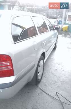 Универсал Skoda Octavia 2003 в 