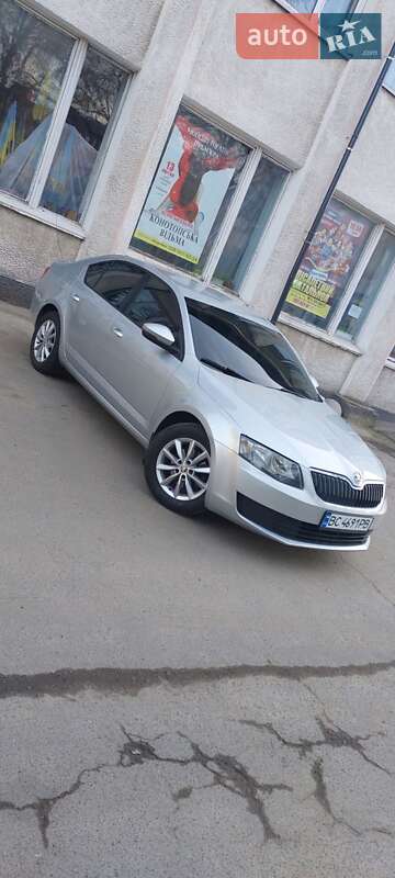 Лифтбек Skoda Octavia 2013 в 