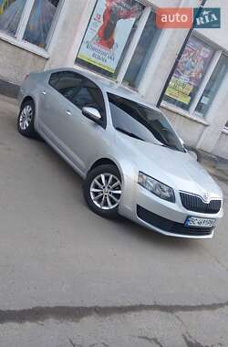 Лифтбек Skoda Octavia 2013 в 