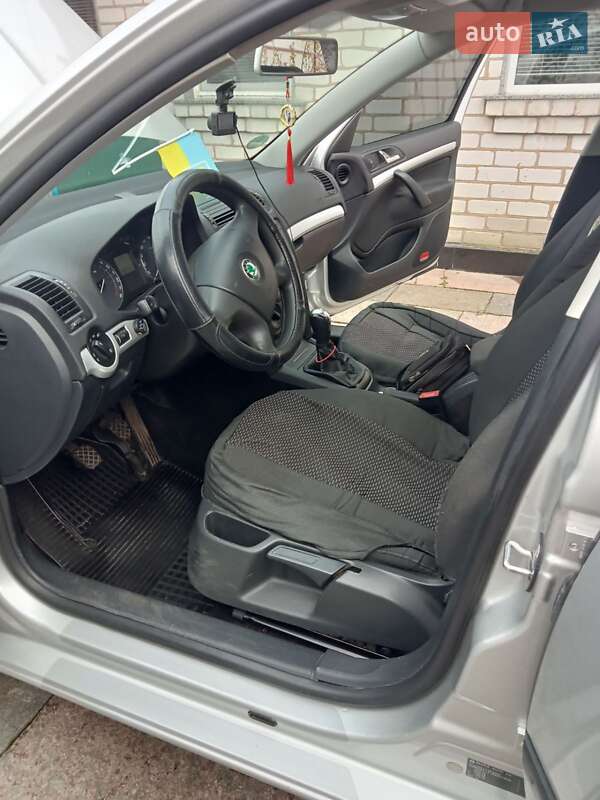 Универсал Skoda Octavia 2006 в Хорошеве фото 27 Универсал Skoda Octavia 2006 в Хорошеве