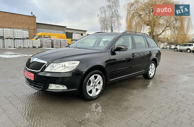 Універсал Skoda Octavia 2009 в Володимирі