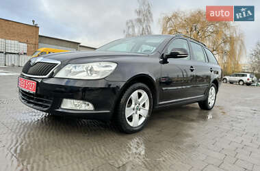 Універсал Skoda Octavia 2009 в Володимирі