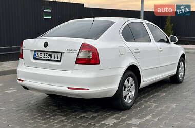 Ліфтбек Skoda Octavia 2010 в Дніпрі