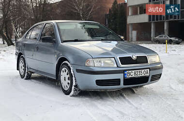 Ліфтбек Skoda Octavia 2004 в Львові