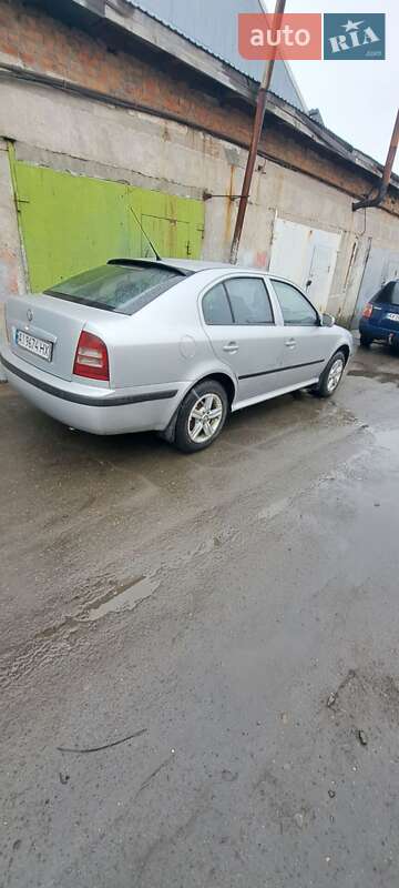 Лифтбек Skoda Octavia 2003 в Белой Церкви