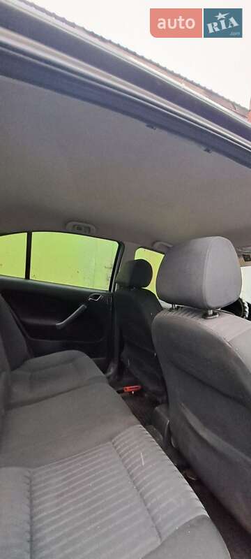 Лифтбек Skoda Octavia 2003 в Белой Церкви