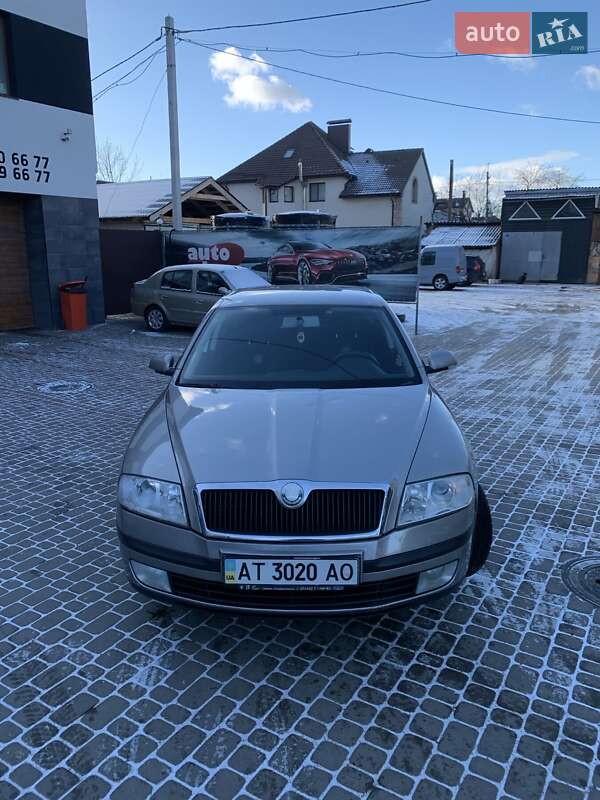 Ліфтбек Skoda Octavia 2008 в Івано-Франківську