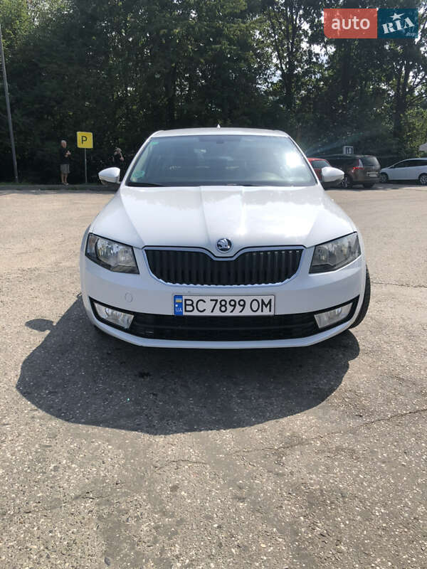 Ліфтбек Skoda Octavia 2016 в Хирові