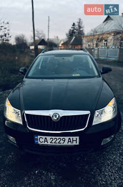 Универсал Skoda Octavia 2012 в Шполе