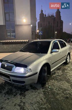 Ліфтбек Skoda Octavia 2005 в 