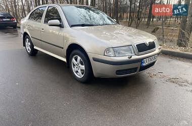 Ліфтбек Skoda Octavia 2004 в Києві