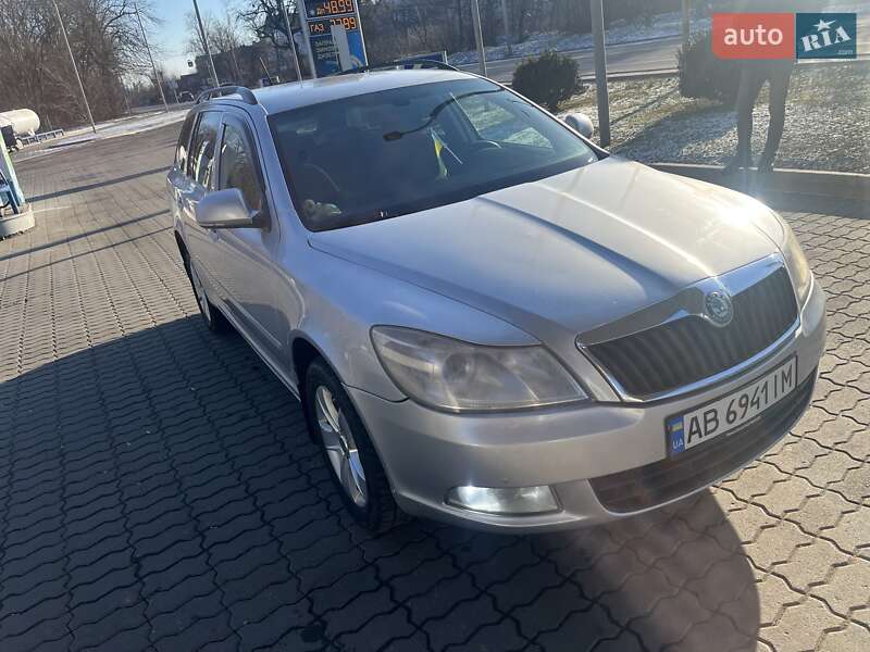 Универсал Skoda Octavia 2011 в 