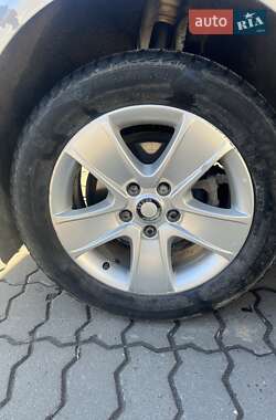 Универсал Skoda Octavia 2011 в 