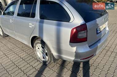 Универсал Skoda Octavia 2011 в 
