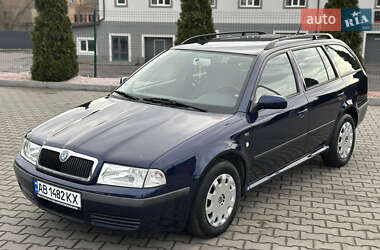 Універсал Skoda Octavia 2002 в Вінниці