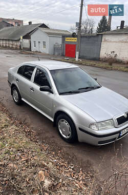 Ліфтбек Skoda Octavia 2003 в Прилуках