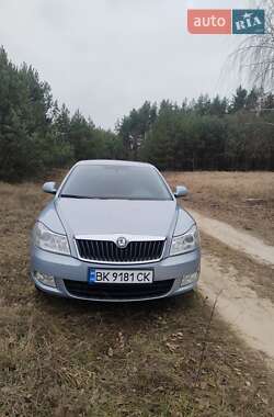 Ліфтбек Skoda Octavia 2010 в Рівному