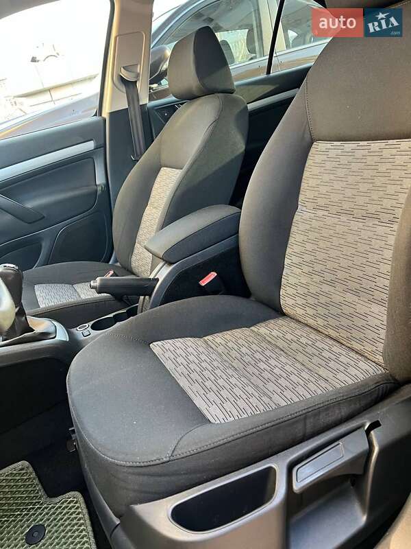 Ліфтбек Skoda Octavia 2009 в Черкасах фото 7 Ліфтбек Skoda Octavia 2009 в Черкасах