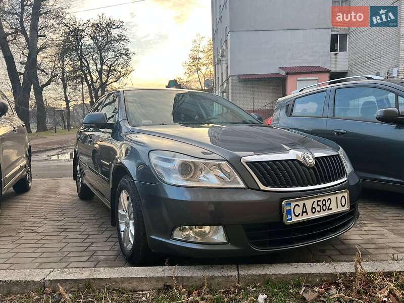 Ліфтбек Skoda Octavia 2009 в Черкасах фото 6 Ліфтбек Skoda Octavia 2009 в Черкасах