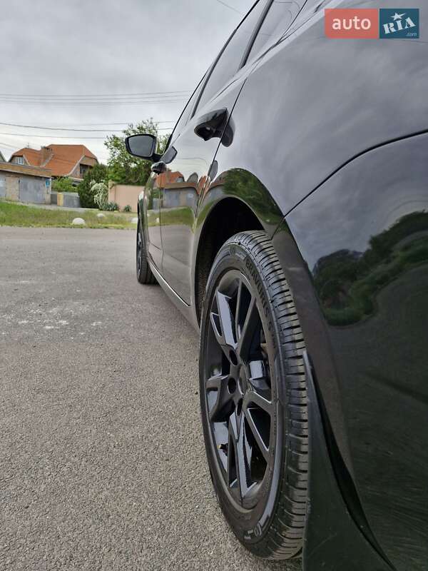 Ліфтбек Skoda Octavia 2013 в Кривому Розі