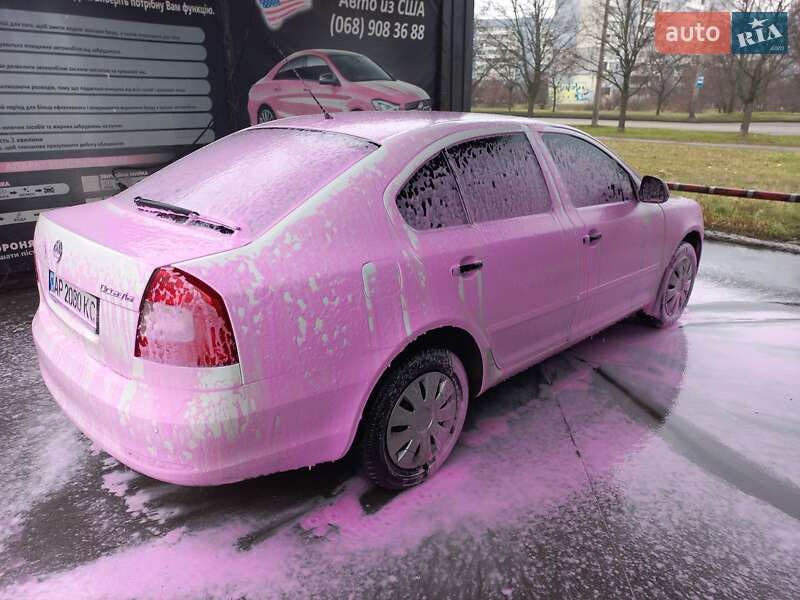 Ліфтбек Skoda Octavia 2010 в Запоріжжі