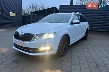 Универсал Skoda Octavia 2020 в Житомире