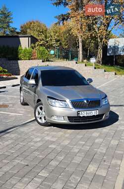 Ліфтбек Skoda Octavia 2009 в Ужгороді