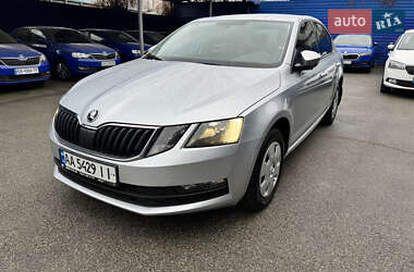 Ліфтбек Skoda Octavia 2019 в 