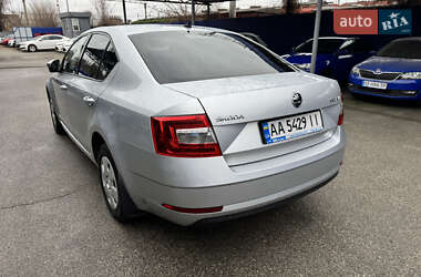 Ліфтбек Skoda Octavia 2019 в 