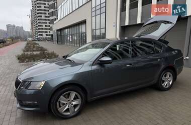 Ліфтбек Skoda Octavia 2020 в Києві