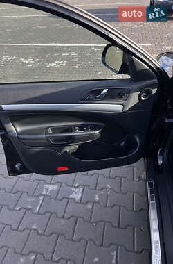 Универсал Skoda Octavia 2010 в 