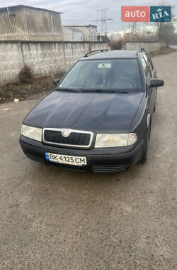 Універсал Skoda Octavia 2009 в Василькові