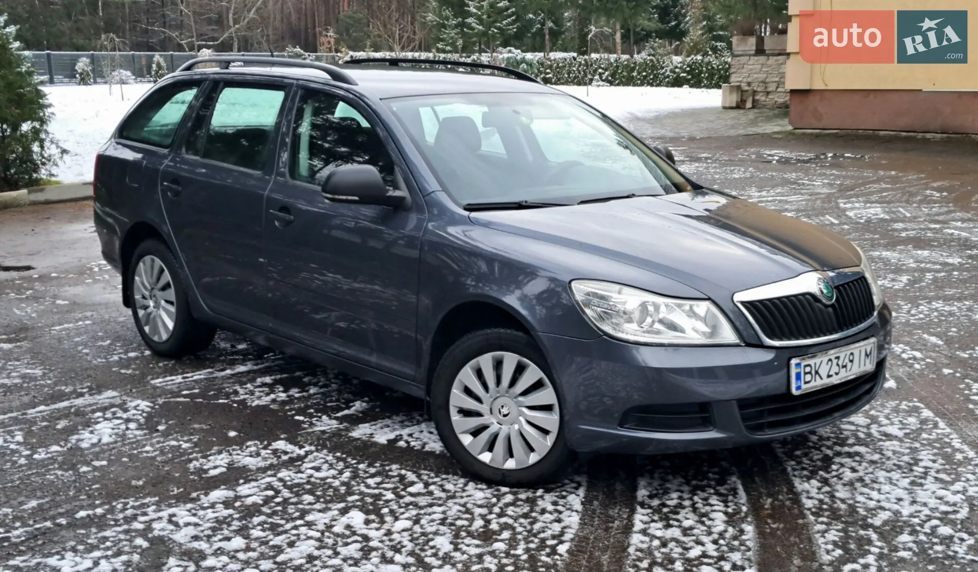 2010 Skoda Octavia - мініатюра 2