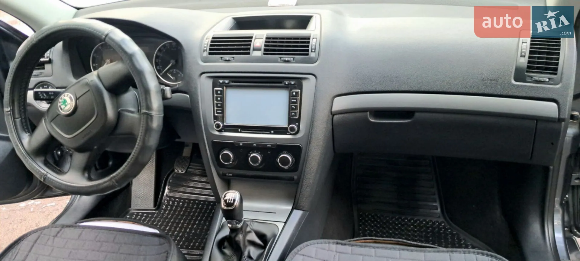 2010 Skoda Octavia - мініатюра 14