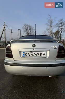 Лифтбек Skoda Octavia 2006 в Киеве