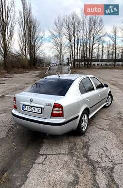 Лифтбек Skoda Octavia 2005 в 