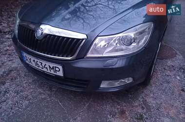 Універсал Skoda Octavia 2010 в Харкові