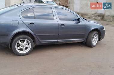 Лифтбек Skoda Octavia 2006 в Снигиревке