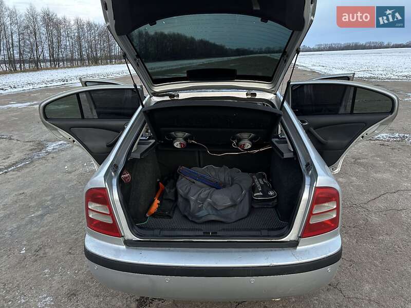 Лифтбек Skoda Octavia 2006 в Куликовке