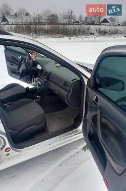 Універсал Skoda Octavia 2003 в Рокитному