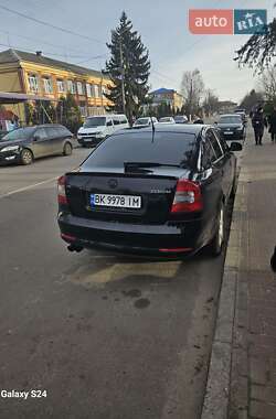 Лифтбек Skoda Octavia 2012 в 