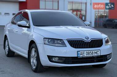 Ліфтбек Skoda Octavia 2014 в Дніпрі