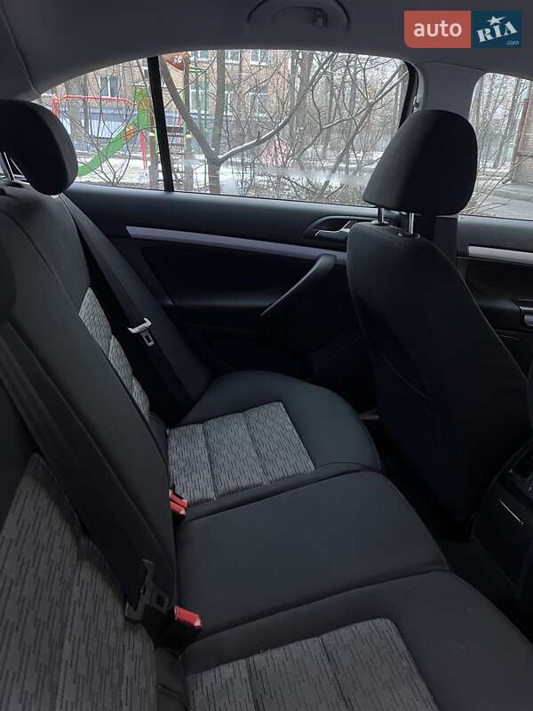 Лифтбек Skoda Octavia 2011 в Киеве