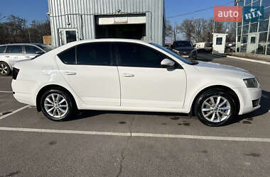 Лифтбек Skoda Octavia 2013 в 