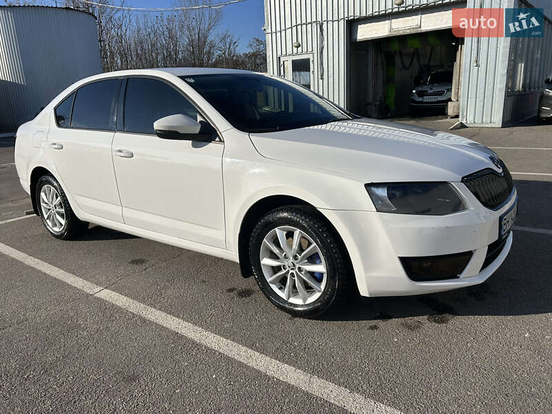 Лифтбек Skoda Octavia 2013 в Одессе