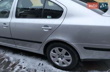 Лифтбек Skoda Octavia 2008 в Здолбунове