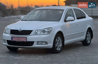 Ліфтбек Skoda Octavia 2009 в Житомирі