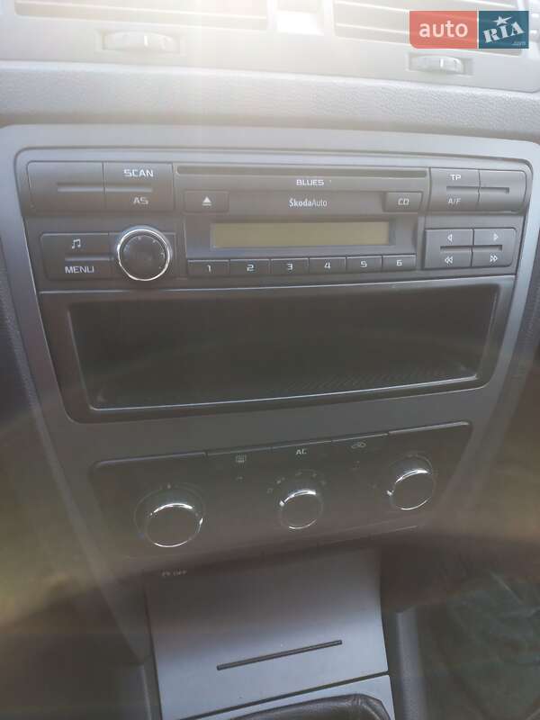 Универсал Skoda Octavia 2011 в Галиче