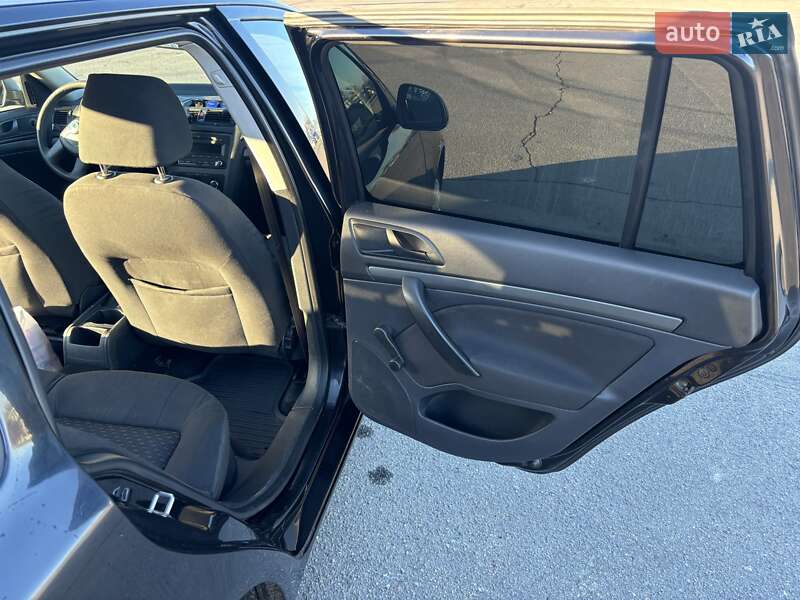 Универсал Skoda Octavia 2010 в Львове
